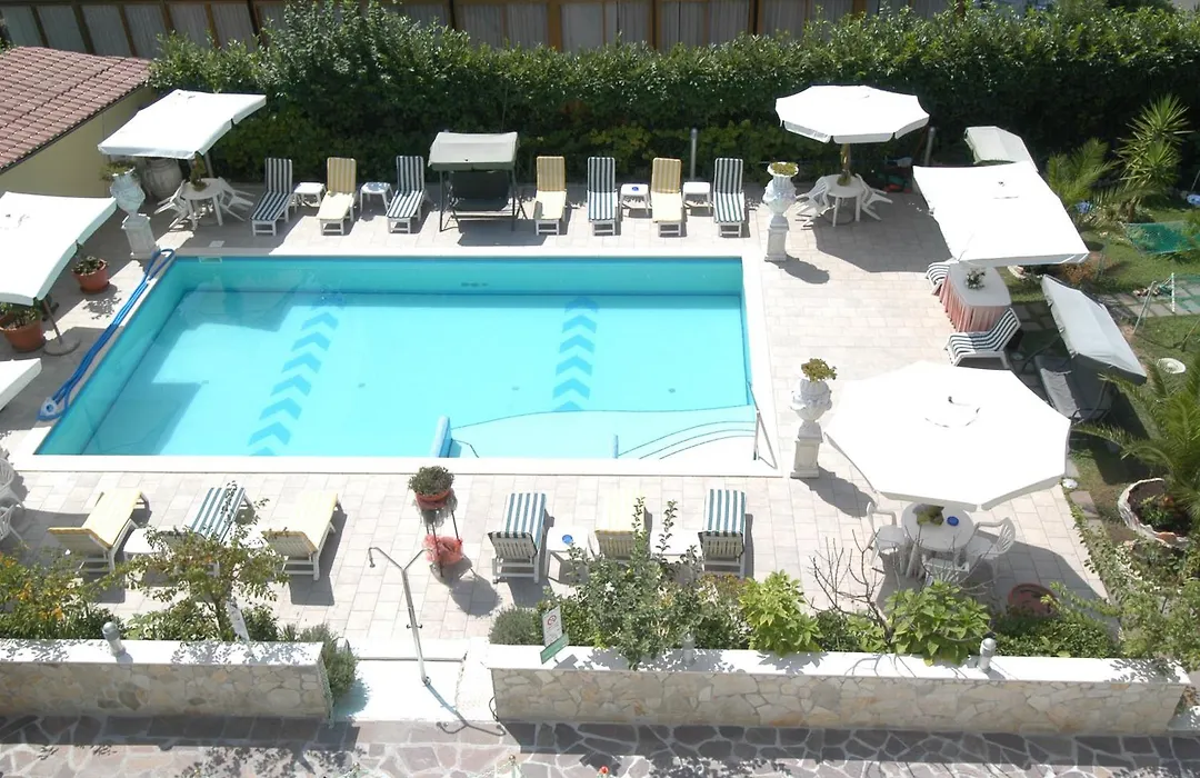 Hotel Villa Rita-1